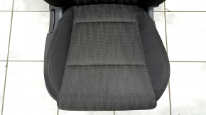 Пассажирское сиденье Kia Sportage 17-19 без airbag, механическое, ткань черная, LX, серая строчка, под химчистку