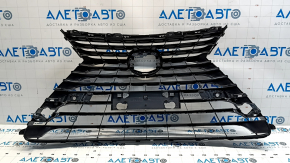 Решетка радиатора grill Lexus NX300 NX300h 18-19 Base, без парктроников, сломана направляйка
