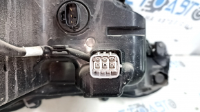 Фара передняя левая Toyota Camry v70 18-18 галоген + LED, трещина в креплении, треснут корпус