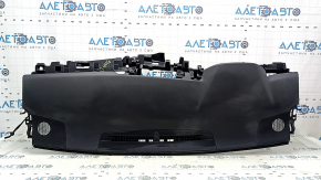 Торпедо передняя панель с AIRBAG Toyota Camry v70 18-20 черная, ржавый пиропатрон