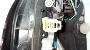 Фонарь внутренний дверь багажника правый Toyota Rav4 19-24 USA built, сломано крепление, потерт