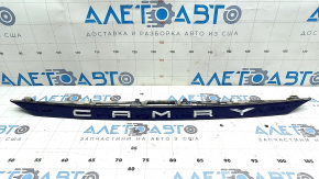 Молдинг крышки багажника Toyota Camry v70 18-24