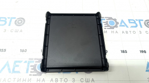 Полка отсека подлокотника Toyota Prius V 12-17