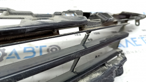 Решетка радиатора grill Toyota Camry v70 18-20 L/LE трещины