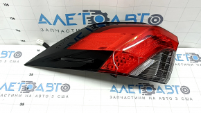Фонарь внешний крыло левый Toyota Rav4 19-24 USA built, потерт