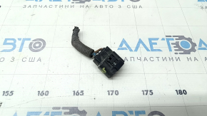 Фишка на диффузор кожух радиатора Lexus NX200t NX300 15-21 черная