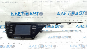 Монитор, дисплей Toyota Camry v70 18-19 царапины, полез хром