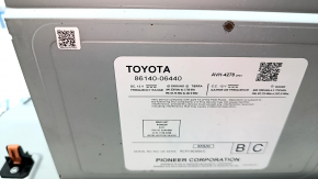 Монитор, дисплей Toyota Camry v70 18-19 царапины, полез хром
