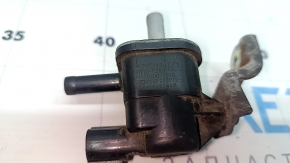Клапан соленоид на впуске Toyota Rav4 19-25