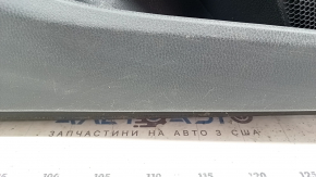Обшивка двери карточка передняя левая Toyota Camry v70 18-23 черная с черной вставкой пластик, подлокотник резина, с ручкой, тычки на молдинге, царапины