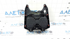 Накладка центральной консоли с подстаканниками Toyota Rav4 19-24 черная, царапины