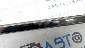 Молдинг двери верхний задний правый Toyota Rav4 19-24 хром, царапины, в клее