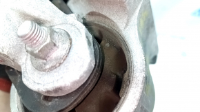 Подушка двигателя левая Toyota Rav4 19-24 hybrid потрескана