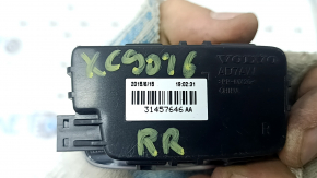 Плафон освещения правый Volvo XC90 16-22 серый