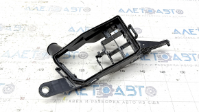 Корпус блока предохранителей подкапотный правый Toyota Camry v70 18-24 hybrid