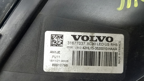 Фара передняя правая в сборе Volvo XC90 16-18 LED, песок, трещины в стекле, сломано крепление