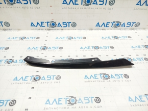 Молдинг решетки радиатора правый Honda Civic X FC 16-21 черный глянец