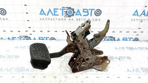 Педаль тормоза Toyota Camry v70 18-24 hybrid с датчиком, ржавая