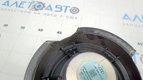 Динамик задний правый Audi A5 F5 18-25 Bang and Olufsen, сломаны крепления