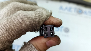 Scaune spate, rândul 2, partea inferioară BMW 4 F36 15-20 Gran Coupe, piele neagră cu încălzire, Sport, îndoită, zgârieturi, ruptă, contact cu apa, curățare chimică