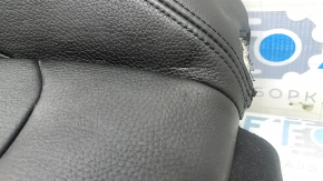 Обшивка пассажирского сидения верхняя BMW 4 F36 15-20 Gran Coupe кожа черная SCHWARZ, Sport, с подогревом, царапины, под чистку