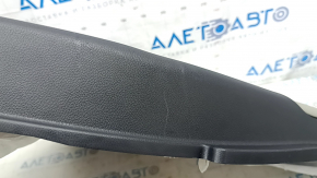 Обшивка двери карточка задняя правая Subaru Forester 19-24 SK черная с серой вставкой кожа + ткань, подлокотник кожа серая, с ручкой и уплотнителем, царапины, под чистку