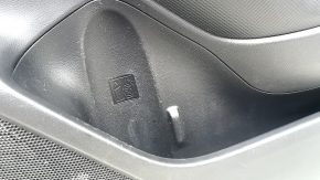 Ornamente ușă față dreapta Subaru Forester 19-24 SK negre cu inserții gri din stofă + piele, cotiera din piele gri, zgârieturi, pentru curățare