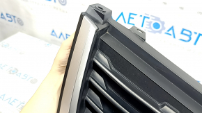 Решетка радиатора grill Subaru Forester 19-21 SK низ, с заглушкой под камеру, песок, царапины