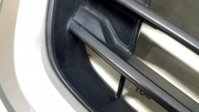 Решетка радиатора grill Subaru Forester 19-21 SK низ, с заглушкой под камеру, песок, царапины