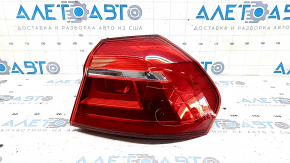 Фонарь внешний крыло правый VW Passat b8 16-19 USA LED светлый