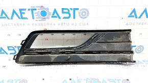 Решетка переднего бампера боковая левая VW Passat b8 16-19 USA под птф, песок