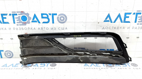 Решетка переднего бампера боковая правая VW Passat b8 16-19 USA под птф, песок