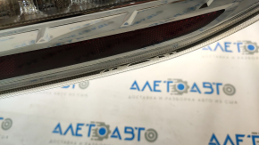 Фонарь левый Nissan Leaf 11-17 белый, сколы