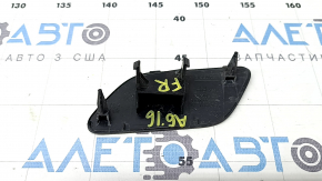 Заглушка омывателя фар переднего бампера правая Audi A6 C7 16-18 рест s-line