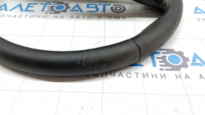 Руль голый Ford Ecosport 18-20 кожа, черная, без кнопок, царапины, под чистку, вздулось покрытие накладки