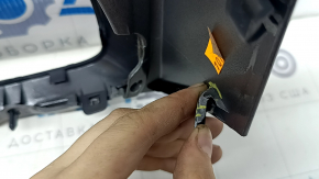 Накладка торпеды центральная нижняя Ford C-max MK2 13-17 серая, черный глянец, 2 части, надломаны крепления, тычка, под чистку