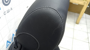 Пассажирское сидение Mercedes GLC 16-22 с airbag, электрическое, подогрев кожа черная серая строчка, царапины, примят подголовник