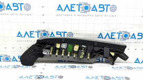 Боковушка 2-го ряда сидений правая Audi A4 B9 17-19 кожа серая