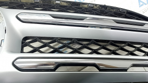 Решетка радиатора grill в сборе Mercedes GLC 300 20-22 без камеры, без эмблемы, сломаны крепления, песок