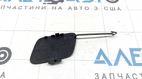Заглушка буксировочного крюка переднего бампера Audi A4 B9 17-19 s-line