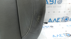 Обшивка водительского сидения верхняя Audi A4 B9 17-19 кожа серая с перфорацией, царапина