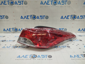 Aripă exterioară dreapta ușoară Hyundai Elantra UD 11-13 pre-restaurant