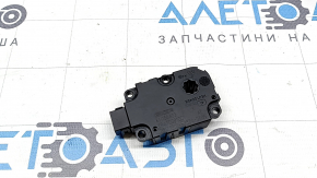 Актуатор моторчик воздуховода передней панели Audi A4 B9 17-25