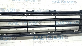 Нижняя решетка переднего бампера Ford Fusion mk5 17-18 структура, песок