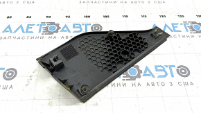 Накладка петли двери багажника левая Ford Escape MK4 20-26 под панораму, глянец, царапины