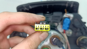 Подушка безопасности airbag в руль водительская BMW 5 G30 17-23 черная, кожа, коррозия на эмблеме