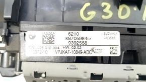 Щиток приборов BMW 5 G30 17-20 61к, с обрамлением, царапины на стекле
