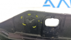 Решетка радиатора grill в сборе BMW 5 G30 17-22 с жалюзи дефлектором радиатора, хром, потрескан хром, трещина, сломано крепление, песок
