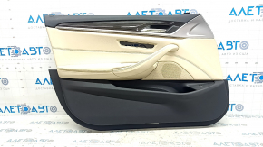 Обшивка двери карточка передняя левая BMW 5 G30 17-20 кожа бежевая canberra beige, вставка под темное дерево, подлокотник бежевая кожа, с ручкой, с сеткой под динамик, царапина, под чистку