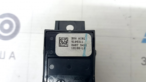 Кнопка паркинга BMW 5 G30 17-23 auto hold